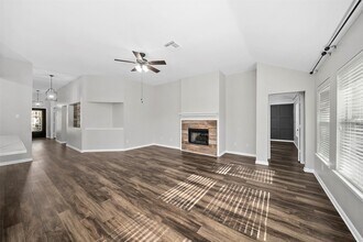 58 N Delta Mill Cir in Conroe, TX - Building Photo - Building Photo