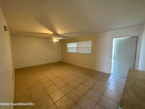 302 Lincoln Ave in Cape Canaveral, FL - Building Photo - Building Photo