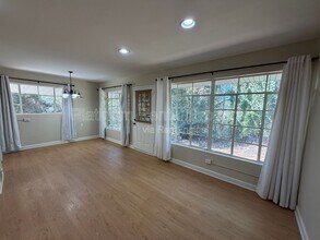 1747 Carter Cir in East Point, GA - Building Photo - Building Photo