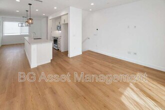 3909 Wattling St in Oakland, CA - Building Photo - Building Photo