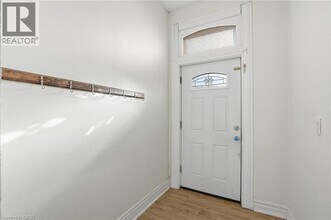 26 Murray St W in Hamilton, ON - Building Photo - Building Photo