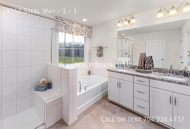 4142 Steel Wy in Lake Norman of Catawba, NC - Building Photo - Building Photo