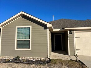 1814 Fergus Dr in Ponder, TX - Building Photo - Building Photo