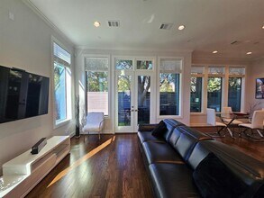 11028 Avenu Malkenu in Houston, TX - Building Photo - Building Photo