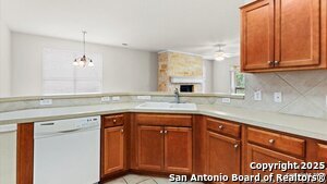 12631 Cascade in San Antonio, TX - Building Photo - Building Photo