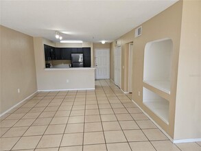 13941 Fairway Island Dr in Orlando, FL - Building Photo - Building Photo