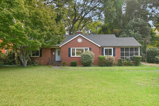 property at 1642 Medford Dr