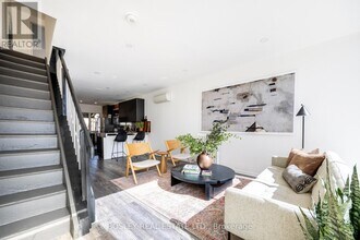 1007 Weston Rd in Toronto, ON - Building Photo - Building Photo