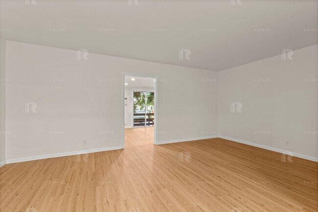 4191 Sunswept Dr in Los Angeles, CA - Building Photo - Building Photo