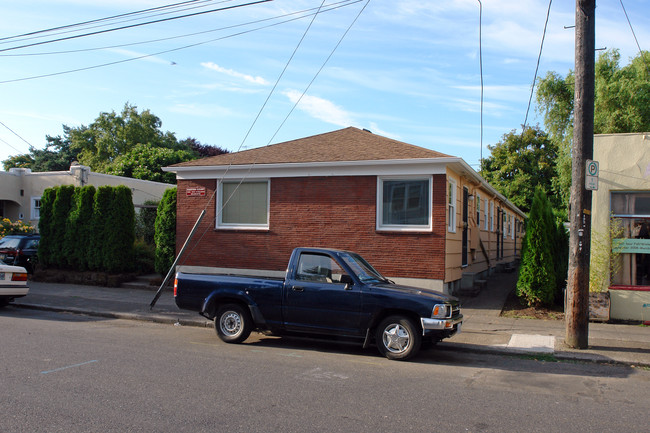 1902-1910 N Kilpatrick St in Portland, OR - Building Photo - Building Photo