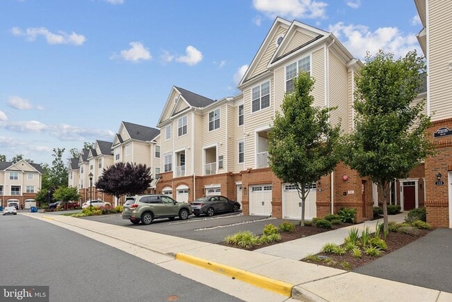 property at 23235 Milltown Knoll Square
