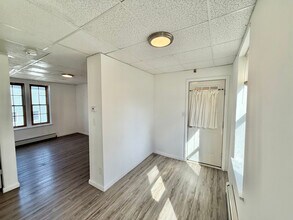 86 Willow St in Cohoes, NY - Building Photo - Building Photo