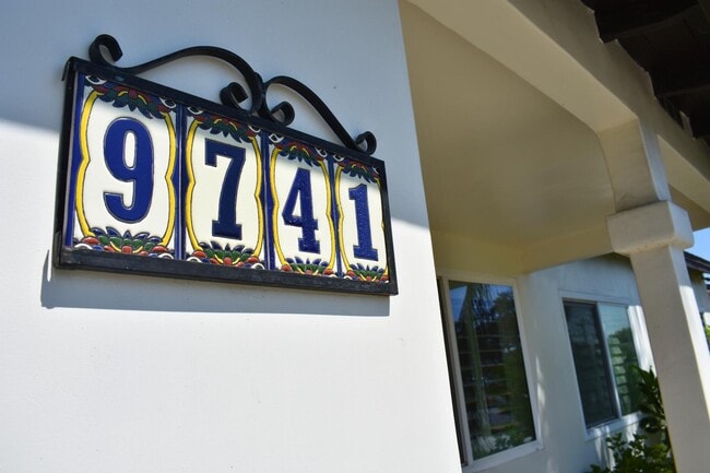 9741 Homestead St in Pico Rivera, CA - Building Photo - Building Photo