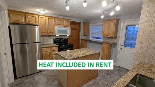 14 Rocket St, Unit Apt B