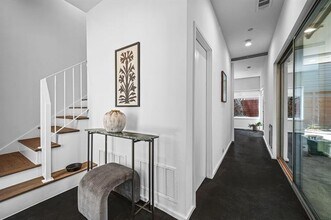5205 Capitol Ave in Dallas, TX - Building Photo - Building Photo