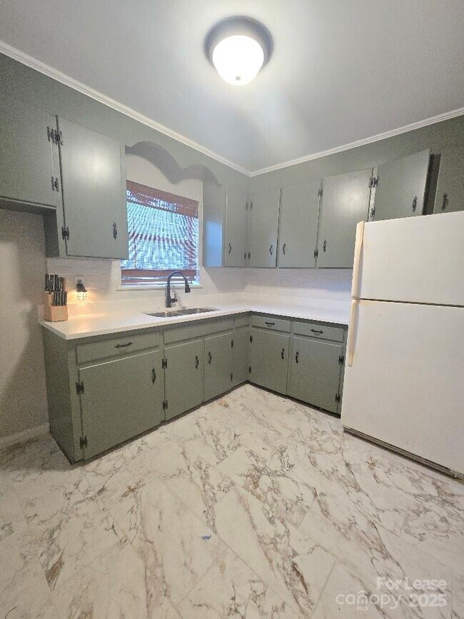 809 Wilbrown Cir in Charlotte, NC - Building Photo - Building Photo