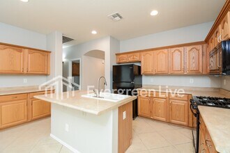 18042 N 170th Ln in Surprise, AZ - Building Photo - Building Photo