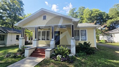 315 West Ave in Cartersville, GA - Foto de edificio - Building Photo