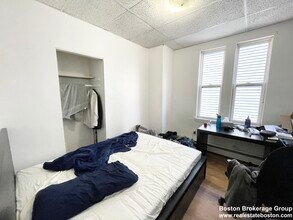 1572 Tremont St, Unit 2 in Boston, MA - Building Photo - Building Photo