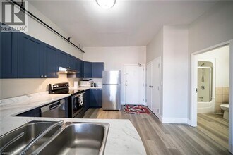 150 Colborne St in Brantford, ON - Building Photo - Building Photo