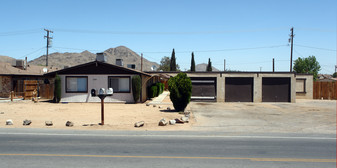20260 Thunderbird Rd in Apple Valley, CA - Building Photo
