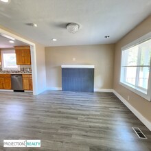 1538 NE Dekum St in Portland, OR - Building Photo - Building Photo