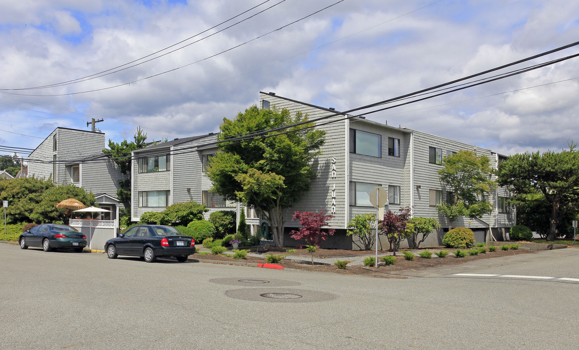 San Juan Apartments in Everett, WA - Foto de edificio