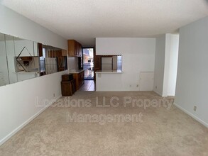 95-257-257 Waikalani Dr in Mililani, HI - Foto de edificio - Building Photo
