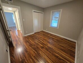 6250 Garfield Ave in Berkeley, MO - Building Photo - Building Photo