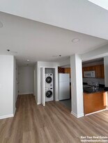 28 Queensberry St in Boston, MA - Building Photo