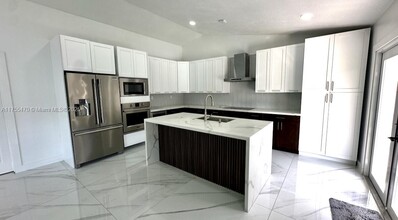 14550 SW 166th Terrace in Miami, FL - Building Photo - Building Photo