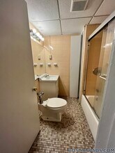 62 Boylston St, Unit 314 in Boston, MA - Foto de edificio - Building Photo