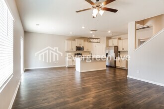 1004 Canvasback Wy in Alabaster, AL - Building Photo - Building Photo