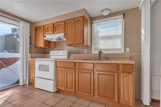 66 Silver Lake Ave in Providence, RI - Building Photo - Building Photo