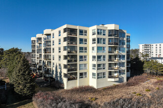 The Diplomat in Old Orchard Beach, ME - Building Photo - Primary Photo