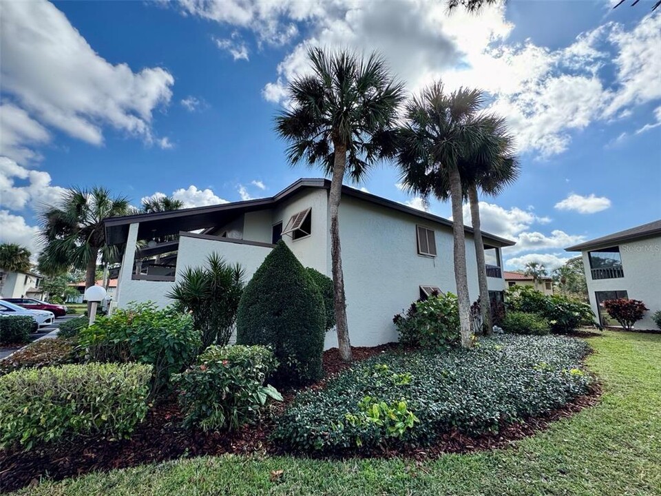 5160 Willow Links in Sarasota, FL - Building Photo