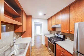 1308 Upper Kingston Rd in Prattville, AL - Foto de edificio - Building Photo