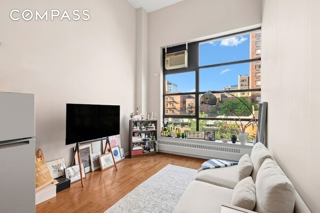 property at 350 E 62nd St