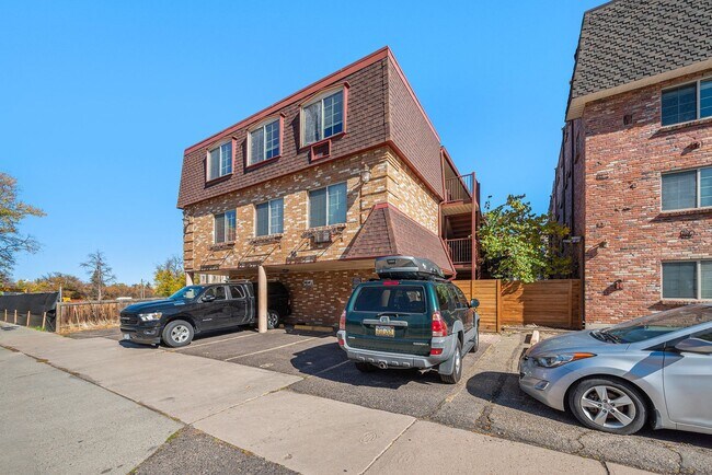 36 Emerson St in Denver, CO - Building Photo - Building Photo