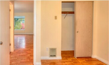 3618 Evanston Ave in Seattle, WA - Building Photo - Building Photo