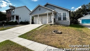 8663 Sunny Oaks in San Antonio, TX - Building Photo - Building Photo
