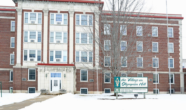 Village on Olympian Hill in Beloit, WI - Building Photo - Building Photo