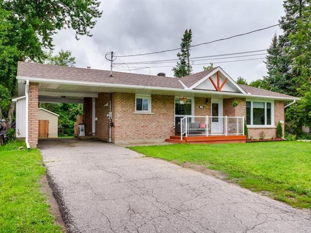 11 Rue Damphousse in Gatineau, QC - Building Photo