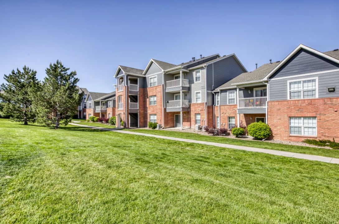 Centennial East in Englewood, CO - Building Photo
