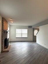21439 Abbey Ln in Crest Hill, IL - Building Photo - Building Photo