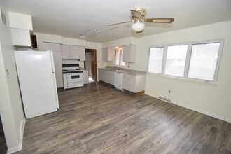 3700 E 34th Ln in Hobart, IN - Building Photo - Building Photo