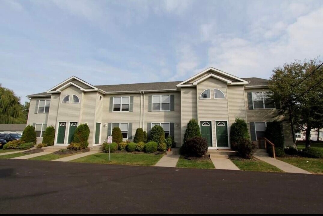 3278 Millersport Hwy in Getzville, NY - Building Photo