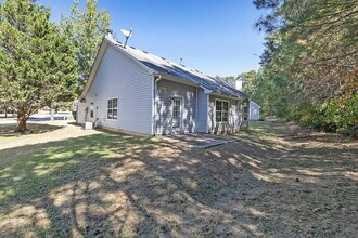 2520 Thunder Basin Way in Douglasville, GA - Building Photo - Building Photo