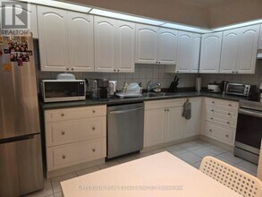 33 Elmhurst Ave in Toronto, ON - Building Photo - Building Photo