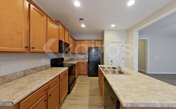 112 Shepherds Loop in Jasper, AL - Building Photo - Building Photo